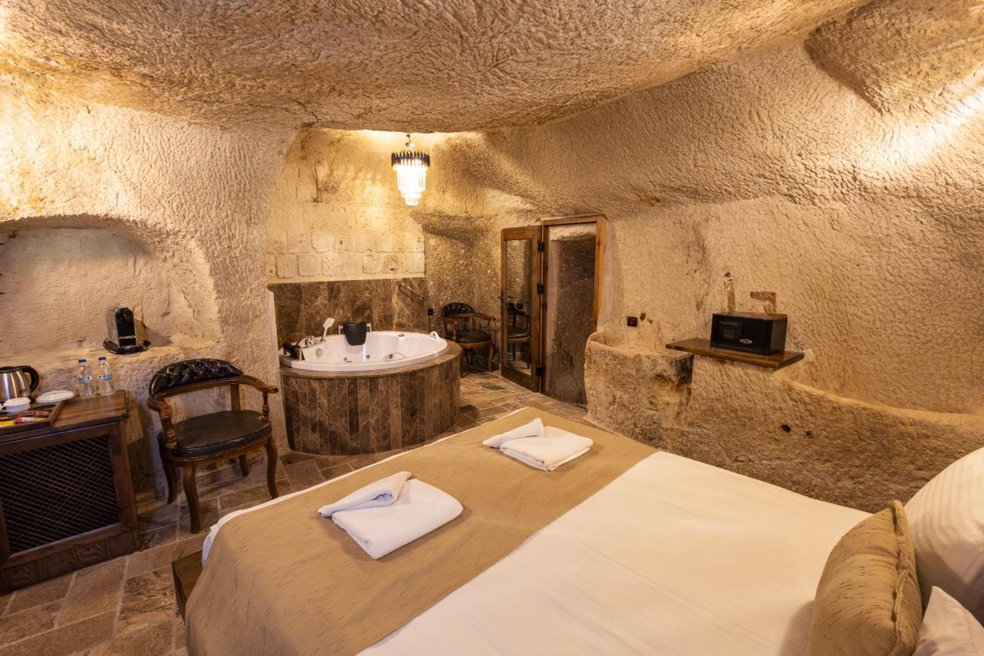 Noah'S Ark Cave Hotel Гьореме Екстериор снимка