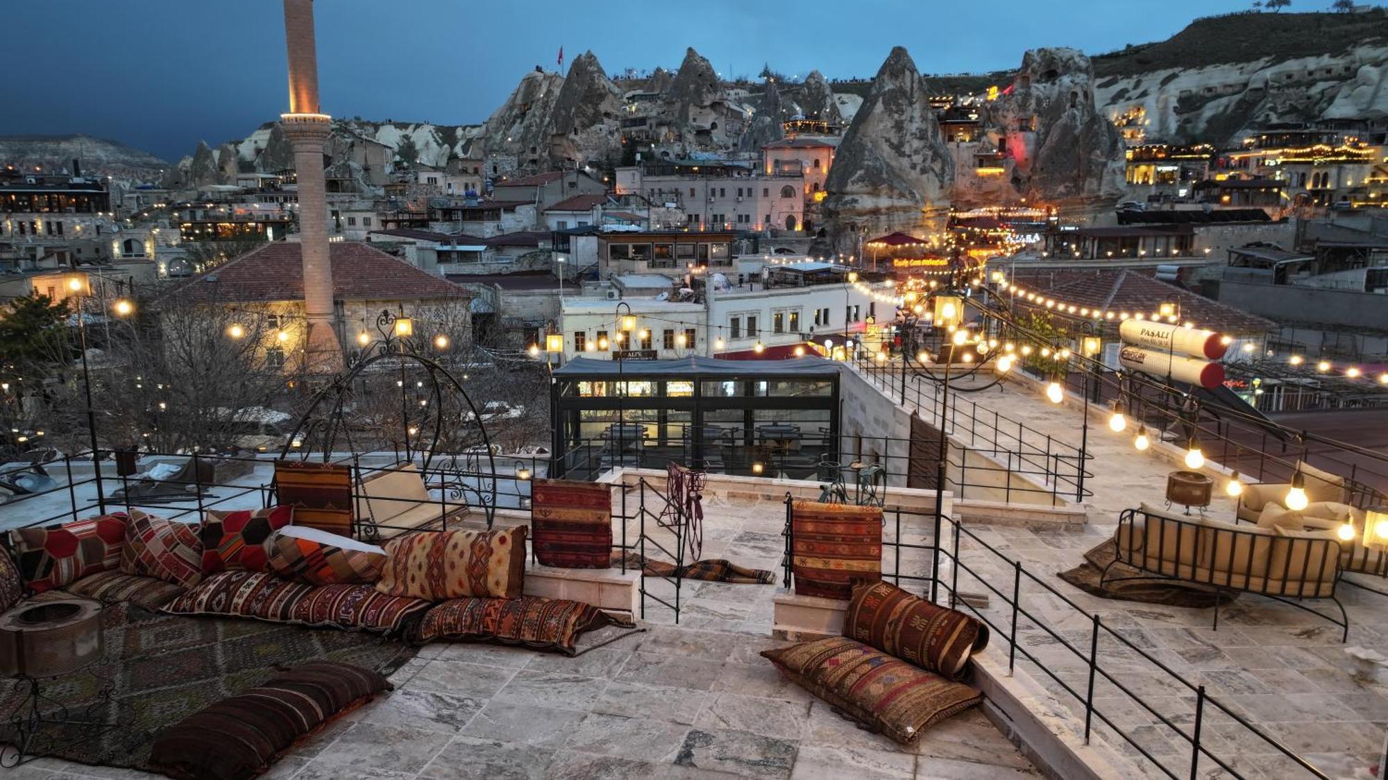 Noah'S Ark Cave Hotel Гьореме Екстериор снимка